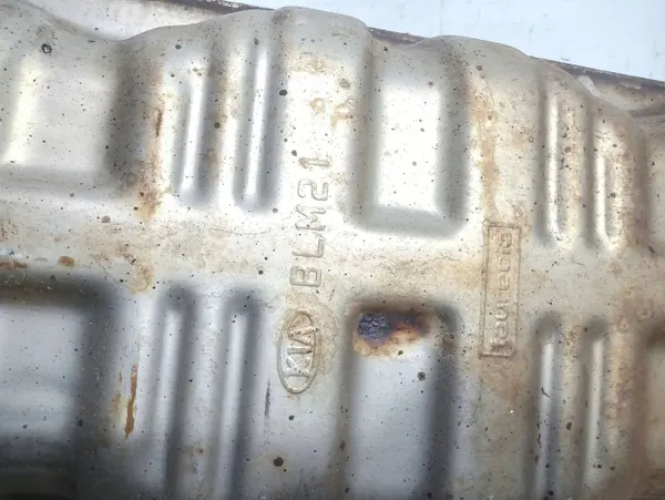 Keskusvaimennin KIA Sorento 2006 OEM BLM21 image 3