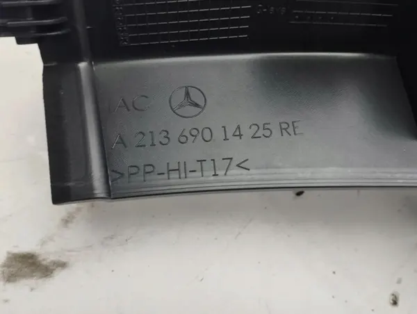 Mercedes-Benz E W213 kofferbakrolbevestiging OEM A2136901425 image 5