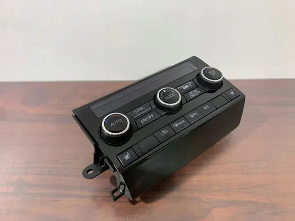 Panneau climatisation avant Subaru Ascent 2019 OEM 72311XC01A image 3