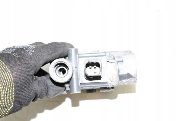 Mercedes EBS-modulaattoriventtiili OEM A0054299244 image 3