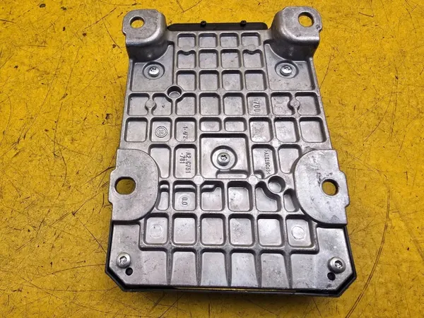 Audi A6 S6 C8 Ilmajousitusmoduuli OEM 4K0907777AS image 4