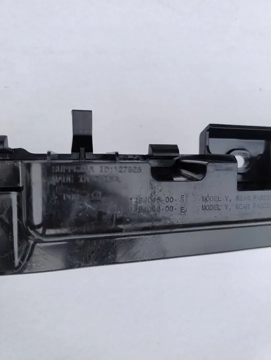 Supporto paraurti posteriore Tesla Model Y 1494045-00 image 2