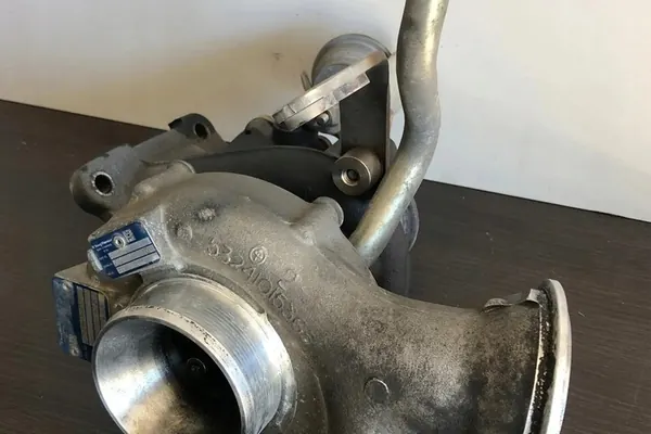 Turbocharger VOLVO XC70 II 2.4L diesel 158kW image 2