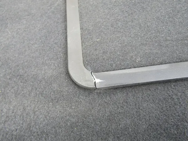 OEM 1246900249 Schwarze Heckablage für Mercedes W124 image 4