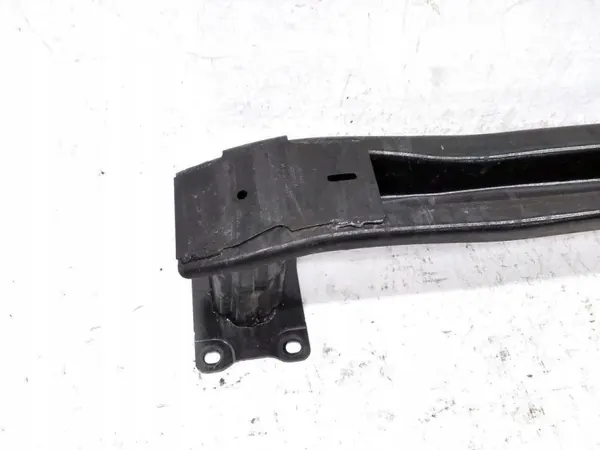 Viga parachoques trasera VW OEM 5H0807816 Golf VIII image 3