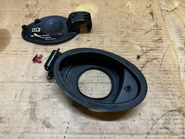 Ladeklappe Porsche Panamera 970 OEM 97050419308 image 3