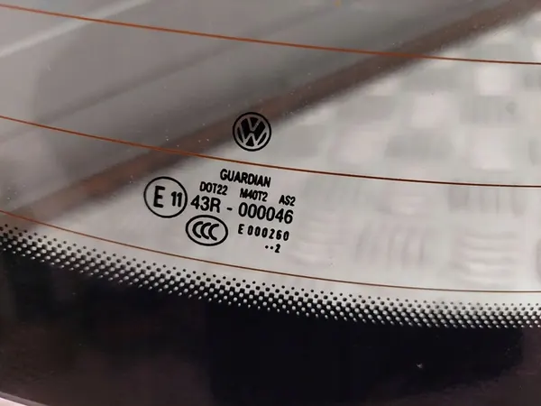 Vidro traseiro aquecido VW CC Sedan image 5