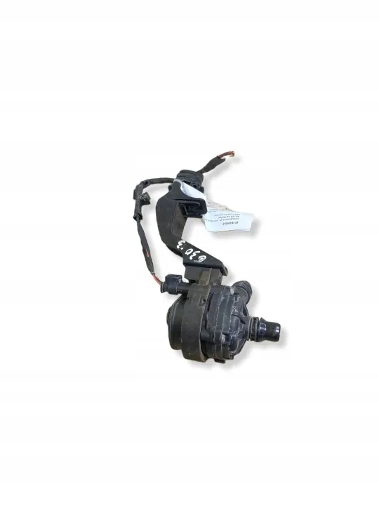 Pompe à eau BMW 530E G30 OEM 6834923 - Occasion image 4