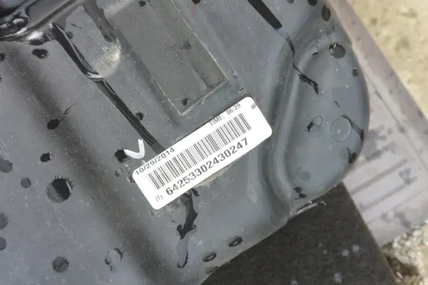 BMW F16 F15 bränsletank dieselpump 7164253 image 6