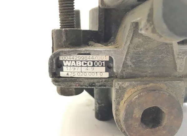 Régulateur de pression d'air Mercedes-Benz OEM 0044299844 image 4