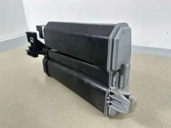 OEM 3Q0201801A Réservoir charbon actif VW Passat B8 image 4