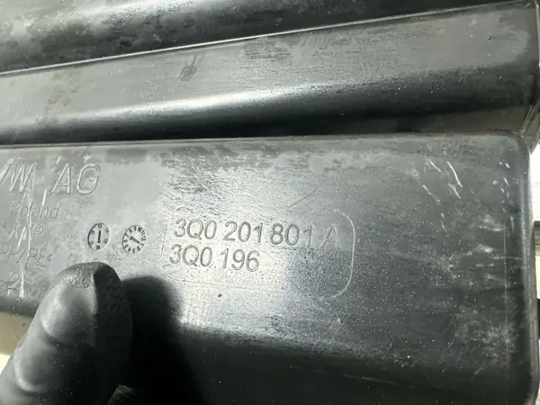 OEM 3Q0201801A Réservoir charbon actif VW Passat B8 image 7