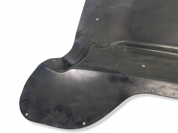 Cache moteur arrière Chevrolet Corvette C8 image 2