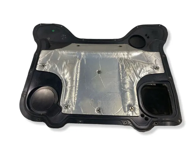 Cache moteur arrière Chevrolet Corvette C8 image 6