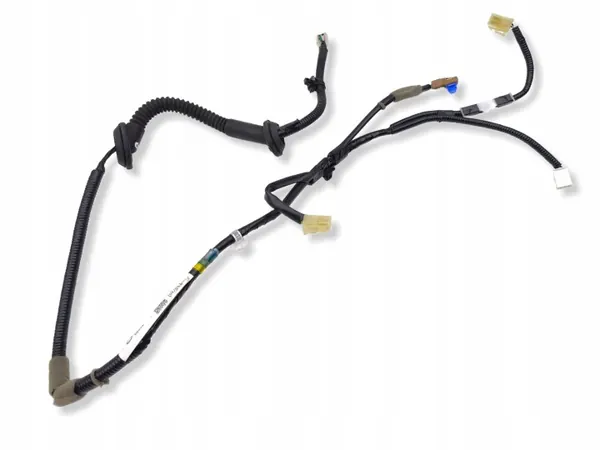 Harness de maletero Toyota GT86 OEM 81811CA020 image 2