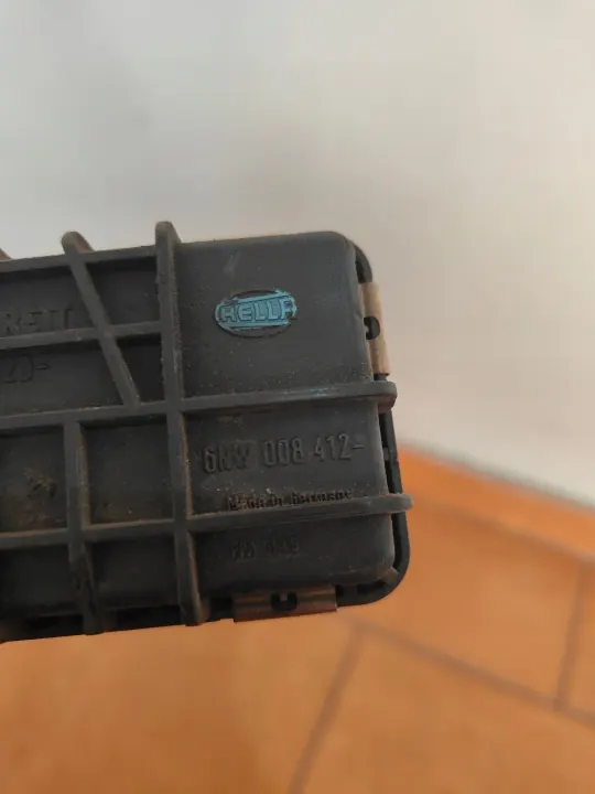 Mercedes Turbinecontroller OEM 6NW008412 Gebruikt image 3