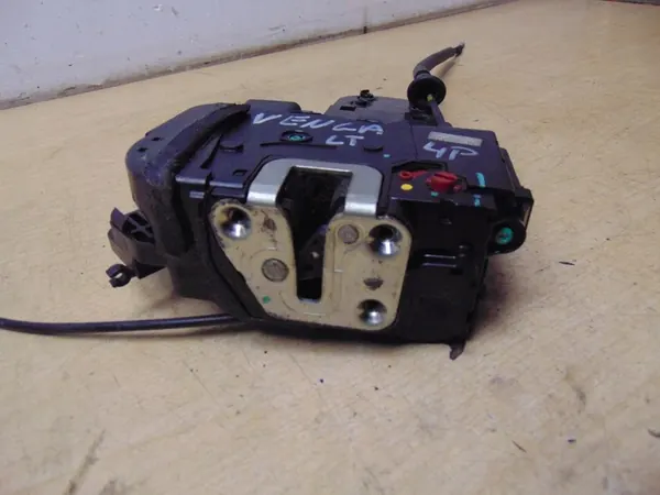 Bakre vänstra dörrlås KIA VENGA 814101P000 image 4