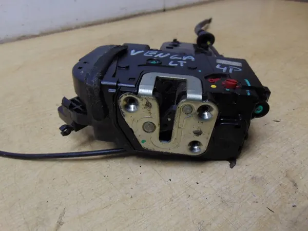 Bakre vänstra dörrlås KIA VENGA 814101P000 image 5