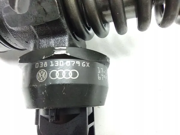 Pesupumppu OEM 038130073GX VW Golf V:lle image 4