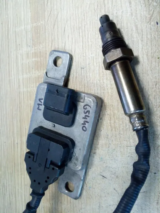 Capteur NOx OEM 059 907 807 J pour Volkswagen image 4