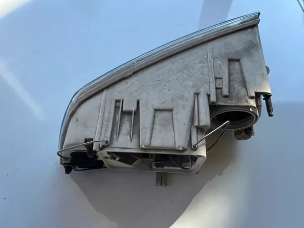 Vasen Ajovalo Skoda Octavia II 2 1Z 04-08 Xenon image 2