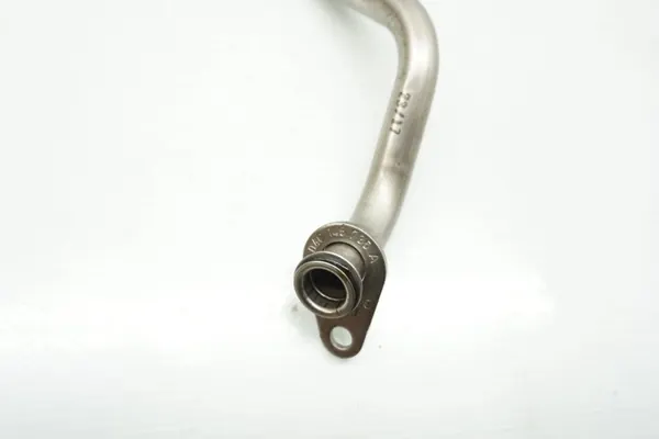 Turbo-oljerör OEM 04C145735A för Audi A1 1.0 TFSI image 4