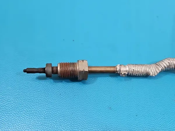 Exhaust Gas Temp Sensor Audi A4 B9 2.0 TDI 05L906088A image 5