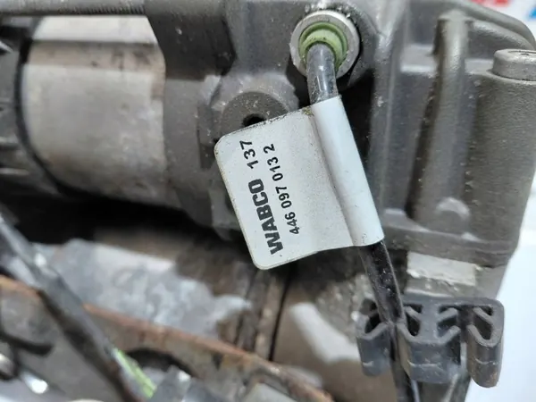 BMW 6861882 Ophanging compressor voor G11 G12 image 3