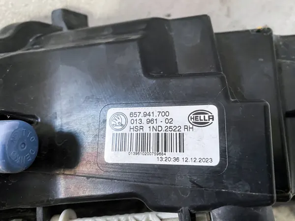OEM 657941700 Höger DRL för Skoda Scala 2019+ image 3