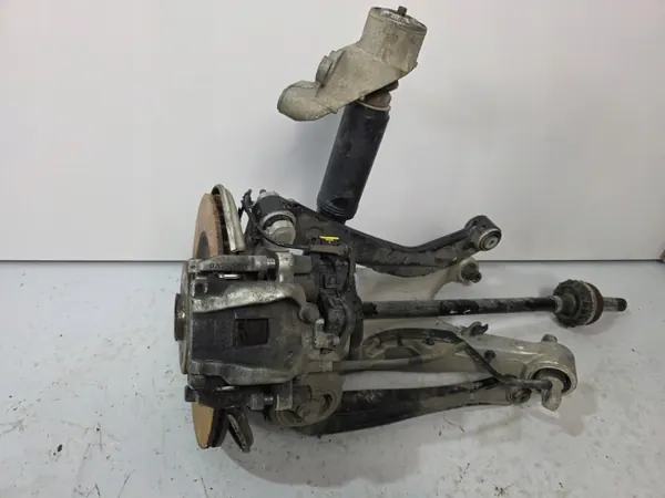Höger Baknav AWD Volvo XC60/XC90 OEM 32348048 image 2