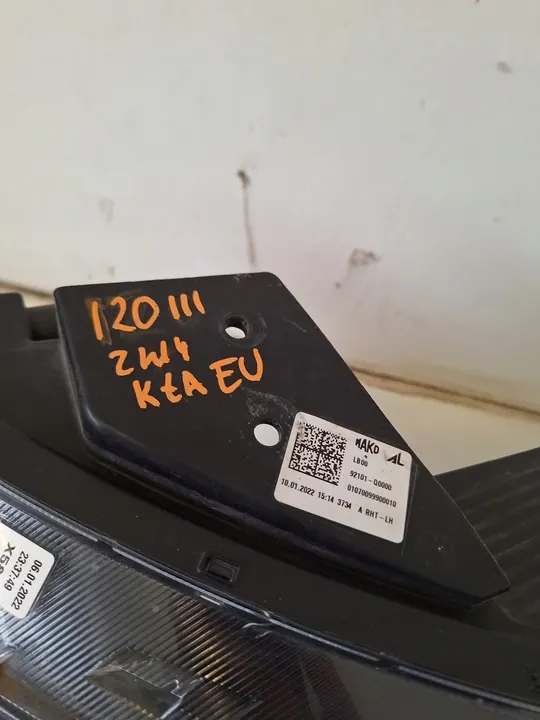 Faros izquierdo Hyundai I20 Europa OEM A image 2