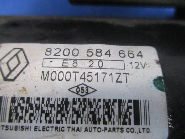 Dacia Sandero 1.6 Motor de Arranque M000T45171ZT image 8