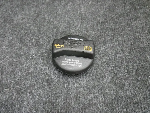 Tapa de llenado de aceite VW TOUAREG 7P 3.6 FSI 026103485L image 1