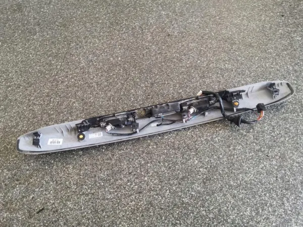 Éclairage plaque OEM 87312J9100 pour Hyundai Kona image 3