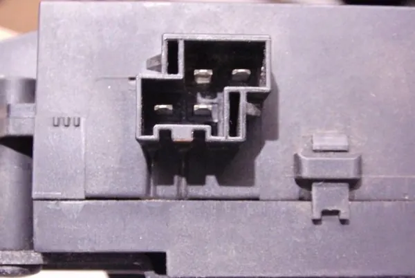 Baklucka Lås Opel Signum 2006 image 5