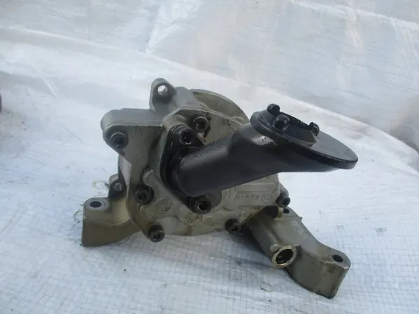 Olje pump VW Audi Skoda 1.4 TSI CAX CDG CAV CTH image 2