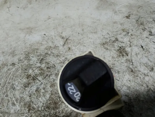 Opel Kytkinpaneeli OEM 90274706 - Käytetty image 3
