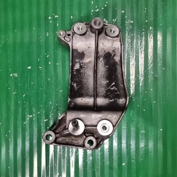 Support Alternateur Maserati Ghibli 13- 3.0D OEM VMMT013362F image 4