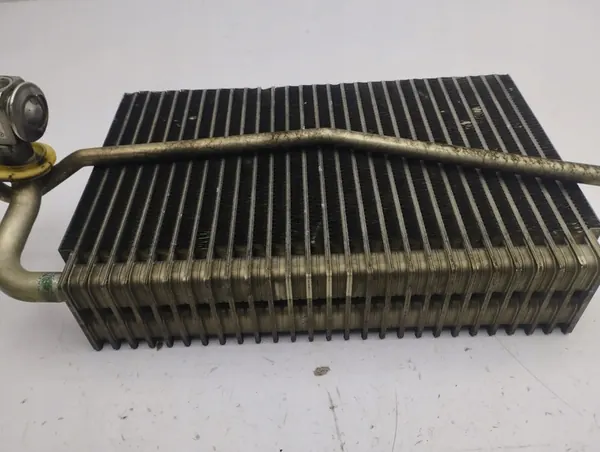 A/C Lämmitinradiaattori Mercedes-Benz C W203 2004 A2098300158 image 3