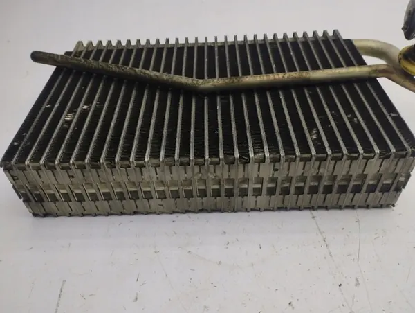 A/C Lämmitinradiaattori Mercedes-Benz C W203 2004 A2098300158 image 6