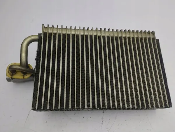 A/C Lämmitinradiaattori Mercedes-Benz C W203 2004 A2098300158 image 7