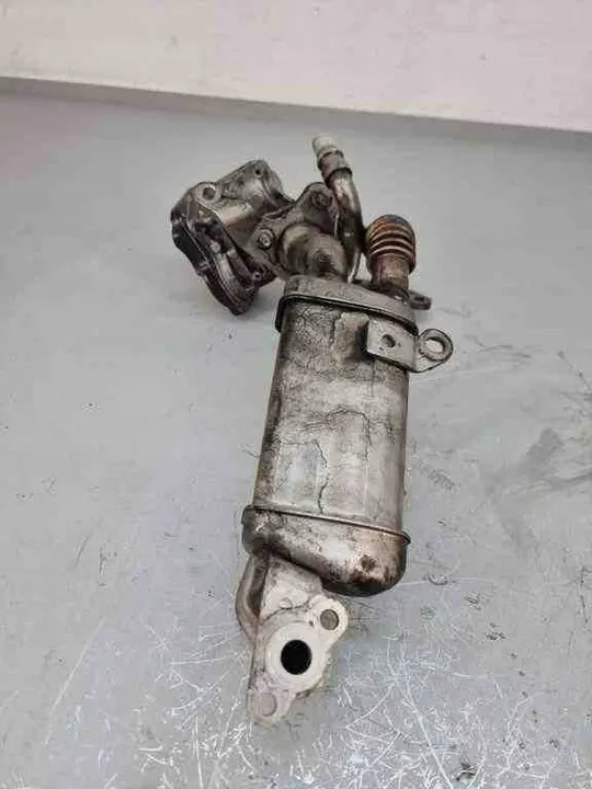 Bakfönster Spoiler MERCEDES-BENZ A (W176) 147358238R image 2