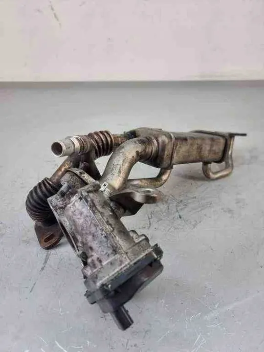 Bakfönster Spoiler MERCEDES-BENZ A (W176) 147358238R image 4