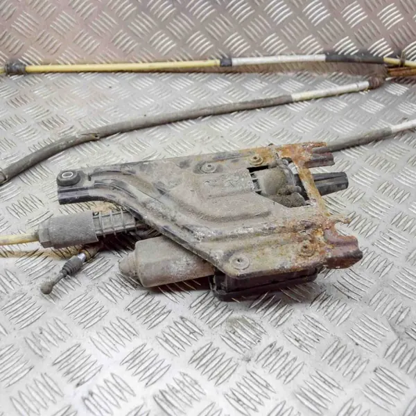Handbromsmotor OEM 13310023 för Opel Insignia image 4