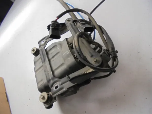 Compressore sospensione Porsche Panamera image 4