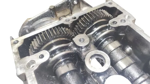 Tampa de Válvulas Opel Corsa D Astra H III Fiat Grande Punto 1.3CDTI image 3