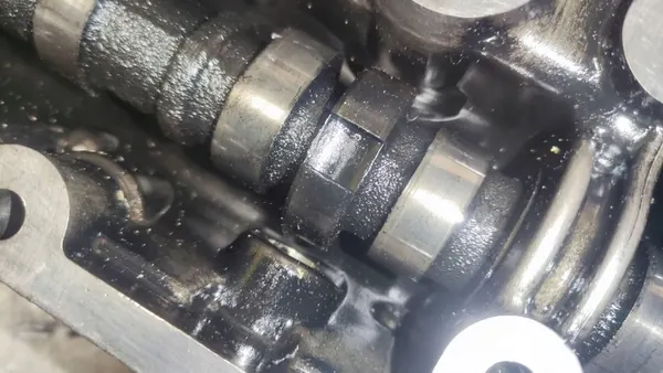 Tampa de Válvulas Opel Corsa D Astra H III Fiat Grande Punto 1.3CDTI image 5