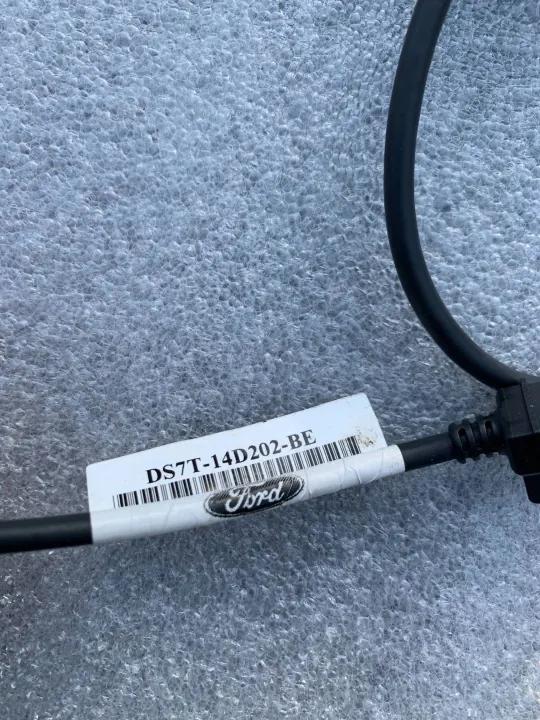 HC3T-14F014-BC USB-Steckdose für Ford Mondeo MK V 2014-21 image 4