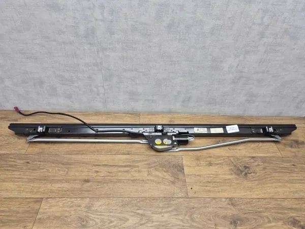Persiana Solar Trasera BMW 5 F10 OEM 9178931 - Negra image 2