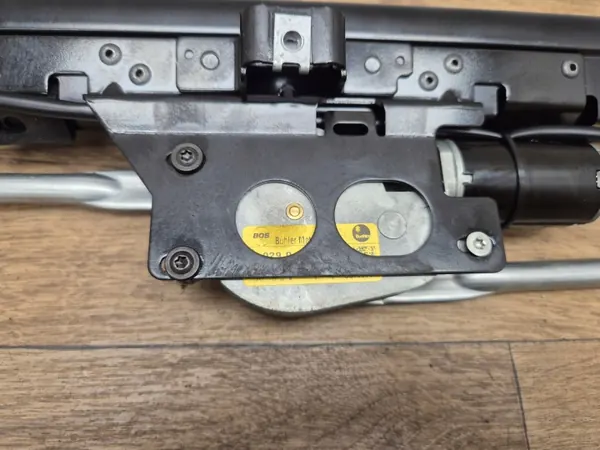 Persiana Solar Trasera BMW 5 F10 OEM 9178931 - Negra image 3